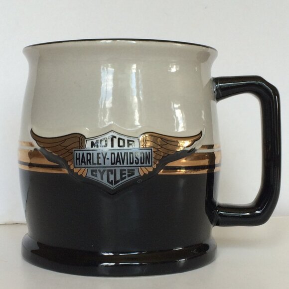 Harley Davidson Raised Winged Logo Coffee Mug White Black Gold Ceramic 16 oz - Picture 1 of 8